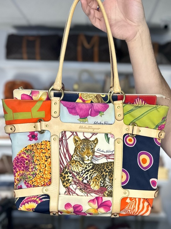 Salvatore Ferragamo Handbags - FERRAGAMO RARE TOTE